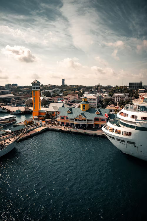Shared Nassau. Bahamas Christmas Special Shore Excursion Experience
