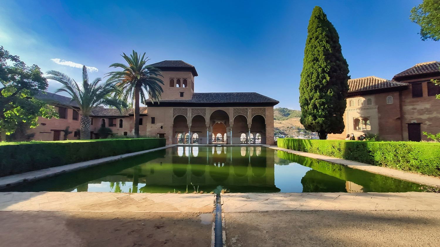 Book Granada Shore Excursions. Private or Shared